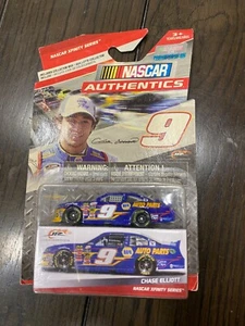 Chase Elliott lot of 75 Nascar Authentics years 2015-2023 - Picture 1 of 9