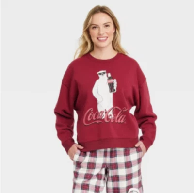 Sudadera Coca Cola Oso Polar Botella Coca-Cola Cuello Redondo Pullover Borgoña Objetivo XS Foto 1 de 3