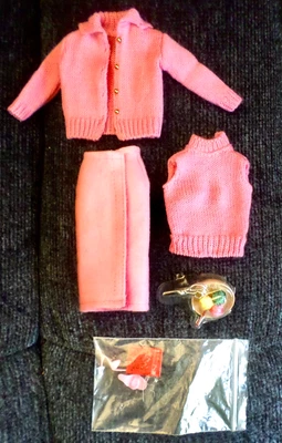 Barbie Tricô Bonito Reprodução/Reprodução Moda NOVO - LEIA - Imagem 1 de 4