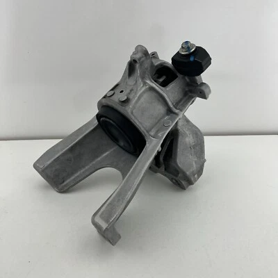 Honda Civic 10th Gen Left Engine Transmission Mount 05/2016-08/2021 - image 1 of 4