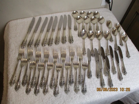 WALLACE GRANDE BAROQUE Sterling Silver 48 Piece Place Setting-LOT#15-6059 Cover