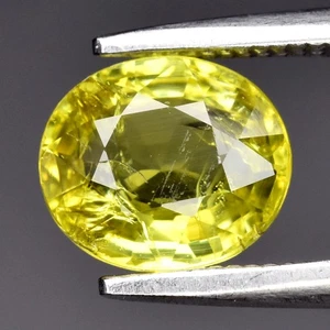 💎 1.30ct 7x6mm Oval Natural Yellowish Green Grossular Garnet - Africa Gemstone - Picture 1 of 4