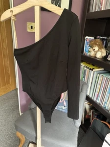Princess Polly Cold Shoulder, Long Sleeve Black Bodysuit, size 10 - Picture 1 of 7