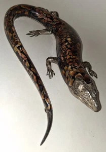 De colección Hecho a Mano Resina de Piedra Pesada y Lagarto de Metal Plateado - Raro, Más de 3 Libras - Imagen 1 de 15