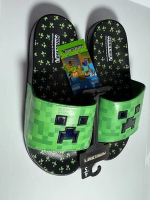 Minecraft Big Kids Slides/Sandals in BLACK/GREEN SIZE 4/5 - Image 1 of 4