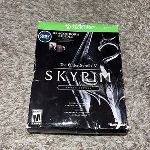 The Elder Scrolls V: Skyrim - Steelbook y máscara Xbox One solo sin juego - Imagen 1 de 3