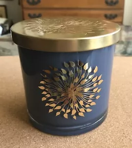 Belleveue Luxury Candle Double Wicks! NEW! - Picture 1 of 5