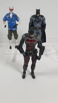 DC COLLECTIBLES BATMAN ARKHAM Knight THE JOKER + Batman Action Figure Bundle - Image 1 of 4