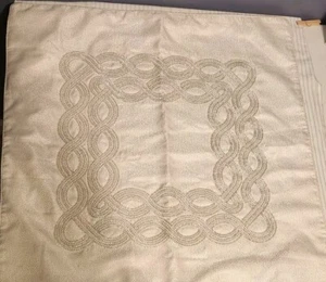 Cuscino Euro Collezione Hotel Finta Intersezione Bianco Argento Perline Decorativo 26x26 - Foto 1 di 6