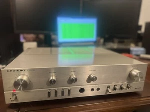 Grundig V 2000 Amplificador, Amplificador HiFi Completo, Amplificador Vintage, Años 1980 - Imagen 1 de 8