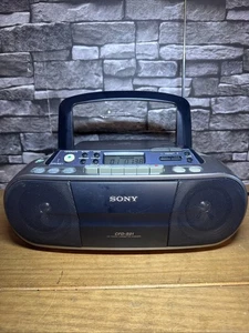 Sony CFD-S01 CD Radio Cassette Tape Player Portable Boombox TESTED & WORKING - Picture 1 of 8