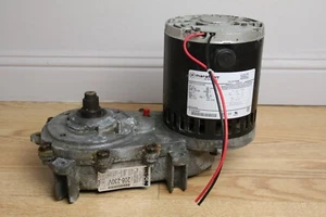 Used Scotsman A33220-001 230V Gear Reducer & Motor Assy A33220001 1/4hp - Picture 1 of 11