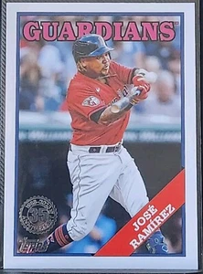 2023 Topps #T88-10 1988 Topps 35th - Jose Ramirez - Cleveland Guardians - Imagen 1 de 2