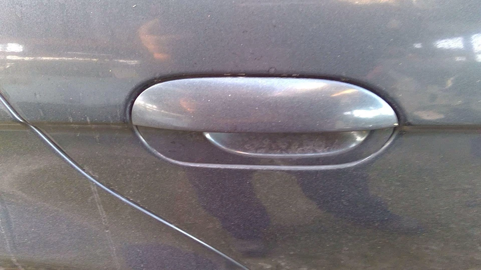 Outside Door Handle BMW 740I Right 00 01 - Изображение 1 из 1