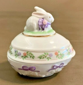 Lenox Easter Egg Trinket Pill Box 1994 The Rabbit Figural Bunny - Picture 1 of 3