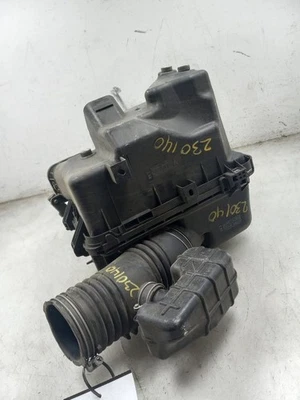 Toyota Highlander Sport 2008 3,5 L tracción delantera tubo de aire/resonador  Foto 1 de 4