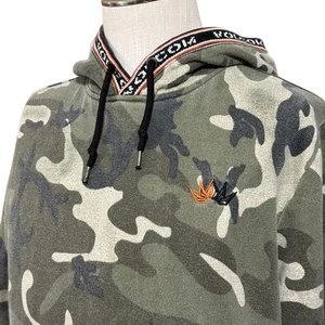 Volcom Camo Hoodie - Size Large - Hooded Sweatshirt - Kangaroo Pocket - Picture 1 of 9