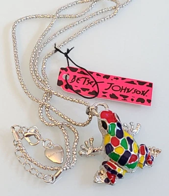 BETSEY JOHNSON SIGNED HEART TAG ADORABLE MULTICOLORED ENAMEL FROG NECKLACE 28" - Изображение 1 из 4
