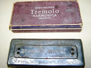 Old Harmonica Tremolo Hugo Raumer Wehrmacht WK II Mundi Vintage - Picture 1 of 1