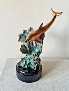 DONJO Delfin Skulptur Delfine Figur Kupferoptik 12" Statue SIGNIERT Selten! - Bild 1 von 9