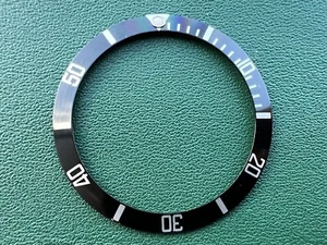 Genuine Rolex Submariner Date 16610 16610T 16800 168000 Black Bezel Insert #5221 - Picture 1 of 6