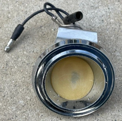 福特 THUNDERBIRD 后部室内车厢帆船板灯 1964 - 1966 原始设备制造商 — 第 1/4 张图片