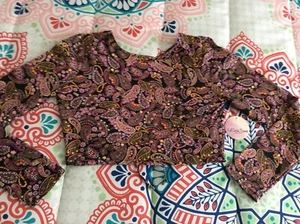 Full Circle Trends Juniors Back Cut-Out Top - Sz Large - Paisley - New with tag - Picture 1 of 3