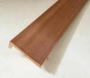 Coprifilo Mostrina Mogano Piatta Impiallacciata con Aletta mm 70 x 10 x 2250 - Foto 1 di 2