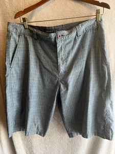 O'Neill Gray Check Size 36 Flat Front 10" inseam Shorts - Picture 1 of 6