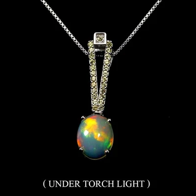 925 Sterlingsilber Halskette Oval Feuer Opal 9x7mm Saphir No USA Einfuhr Fees - Bild 1 von 4