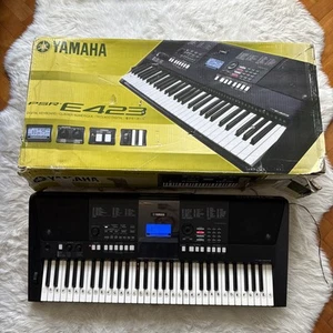 Yamaha PSR-E423 Keyboard Boxed Tested And Fully Working Good Conditon Read Ad - Picture 1 of 13