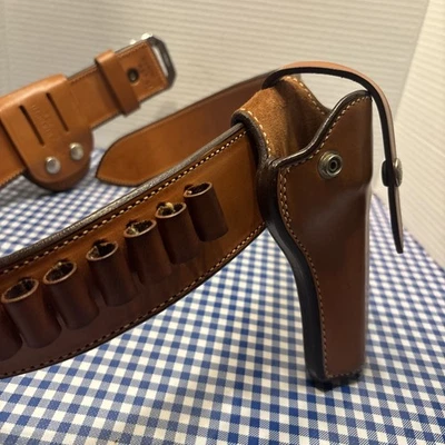 Vintage Bianchi #B7,34 Ranger Brown Leather Belt W Batch Pock, 24 Bullets Holder - Image 1 of 4