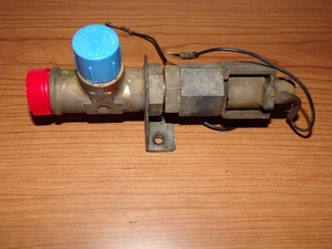 Aircraft Valve (No Part Number) - Picture 1 of 2