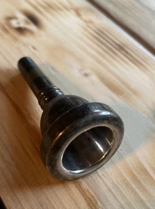 Boquilla Trombón Bendición 6 1/2 AL Vástago Grande Buen Estado - Imagen 1 de 7