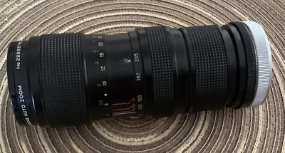 Vintage Vivitar 75-205 mm 1:3.8 Close Focusing Auto Zoom Lens, Parts/Repair - Image 1 of 4