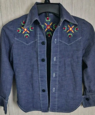  Camisa Western Vintage Años 70 Unisex Hecha a Mano Denim Bordada Pequeña Foto 1 de 4