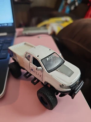 Maisto Adventure Force 4" Chevy Colorado Truck, Missing Light 1:48 2017 - Image 1 of 4