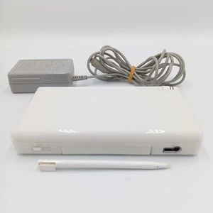 Nintendo DS Lite Console White USG-001 Stylus Charger Japanese Tested - Bild 1 von 19