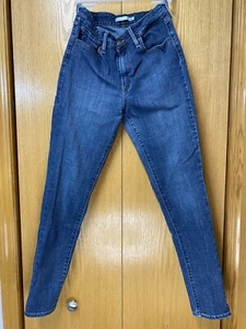 Levi's Women's 721 High Rise Skinny Jeans ~ size 29, inseam 30 - Picture 1 of 8