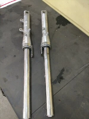 Yamaha V Star 650 XVS65V 2006 juego horquillas 5KP-23102-11-00 5KP-23103-11-00 RW2897 Foto 1 de 4