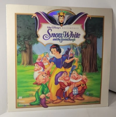 Snow White And The Seven Dwarfs LaserDisc Disney Masterpiece - Image 1 of 2