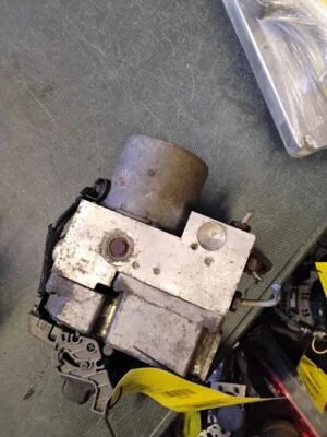 Conjunto de piezas de freno antibloqueo para Pontiac Bonneville 2001-2005  Foto 1 de 3