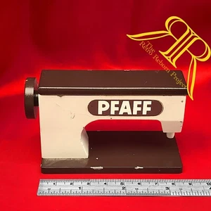 Vtg PFAFF Cast Iron Sewing Machine Paper Weight Pattern Presse Papier - Picture 1 of 6