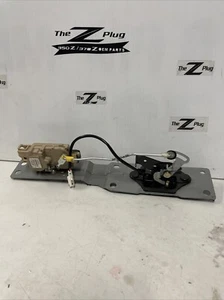 2003 - 08 Nissan 350Z Rear OEM Trunk Hatch Lock Actuator Assembly 260047 - Picture 1 of 7