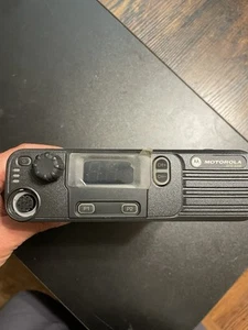Motorola XPR 4350 UHF R1 AAM27QPC9LA1AN DMR/ANALOG - Zdjęcie 1 z 9