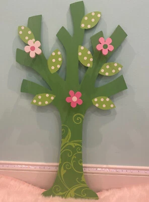 Árbol de decoración de pared con flores Foto 1 de 4