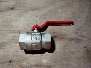 Valvola a sfera in acciaio inox 1" Dn25 Cw617n Pn40 Made in Italy cassa da 45  - Foto 1 di 6