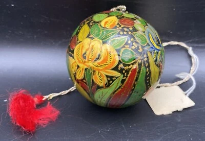 Adorno vintage de bola de papel maché de cachemira floral (IRIS) pintado a mano de la India - Nuevo con etiquetas Foto 1 de 4