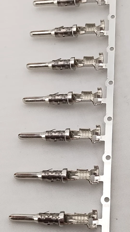 1K C.T.  Pin de contacto ITT Cannon APK-PB25A25-002 tamaño 2,5 mm estaño de crimpado Foto 1 de 4