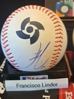 PELOTA CLÁSICA MUNDIAL DE BÉISBOL FIRMADA POR FRANCISCO LINDOR 2023 EQUIPO PUERTO RICO - ¡RARA! Foto 1 de 4